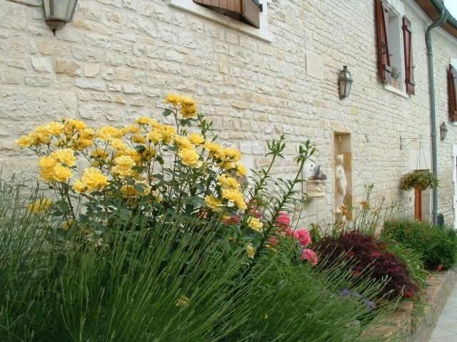 La Fontaine Des Arts Bed and Breakfast Mansle-les-Fontaines Εξωτερικό φωτογραφία