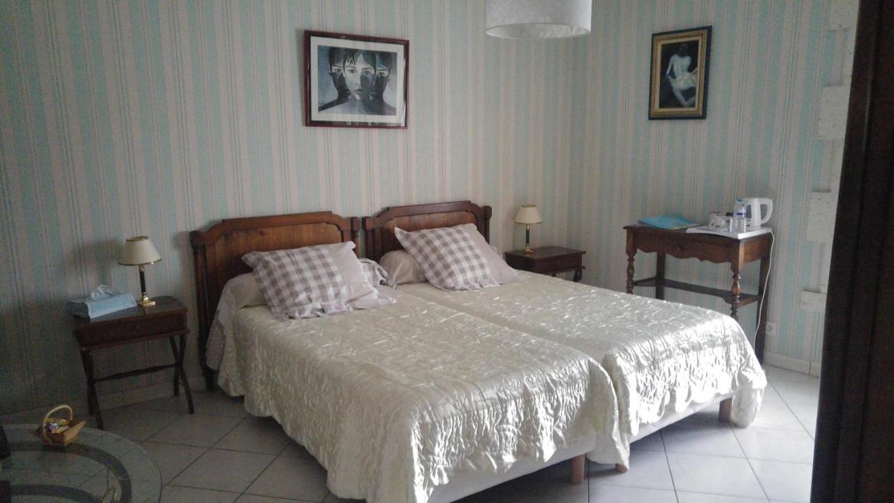 La Fontaine Des Arts Bed and Breakfast Mansle-les-Fontaines Εξωτερικό φωτογραφία